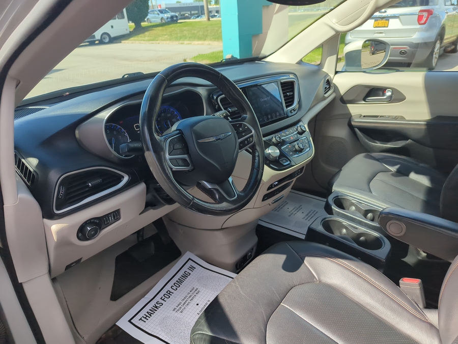 Used 2020 Chrysler Pacifica Touring L Plus - BraunAbility Side Entry In Floor Automatic Ramp