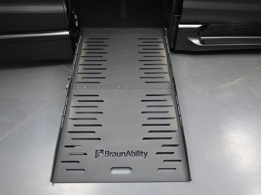 Used 2023 Chrysler Pacifica Touring L - BraunAbility Side Entry Fold Out Automatic Ramp