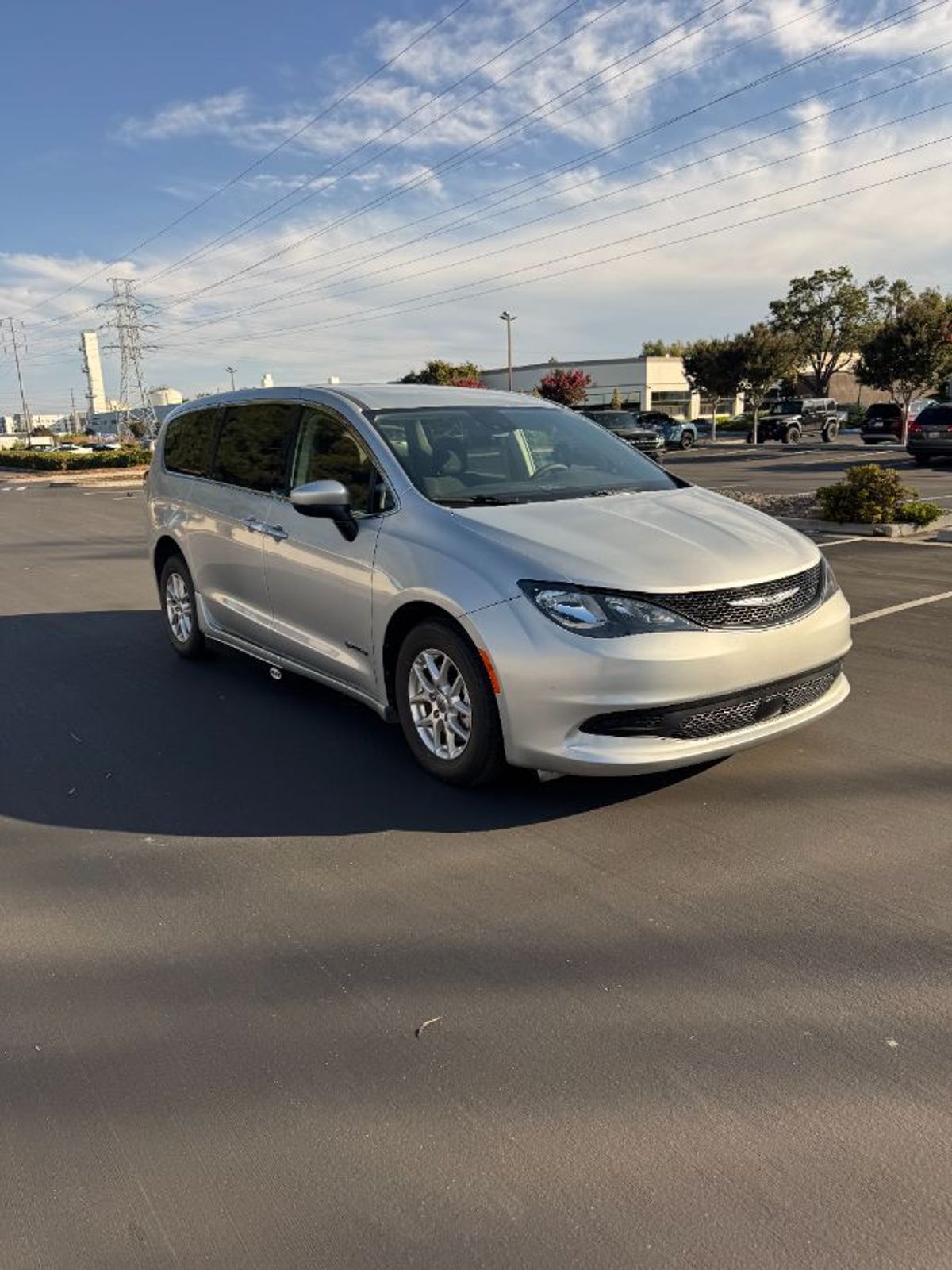 2023 CHRYSLER VOYAGER - Image 3