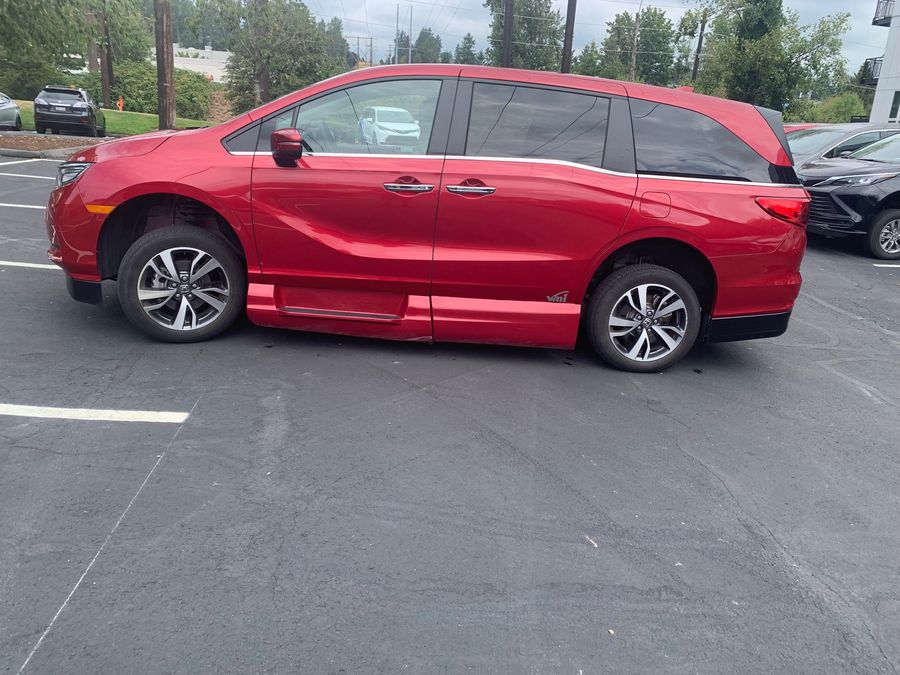 Used 2023 Honda Odyssey Touring - VMI Side Entry Entry In Floor Automatic Ramp