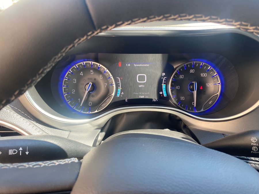 Used 2023 Chrysler Pacifica Limited Sport - RLX Side Entry Entry In Floor Automatic Ramp