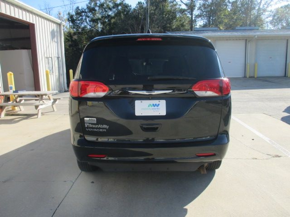 2022 CHRYSLER VOYAGER - Image 8