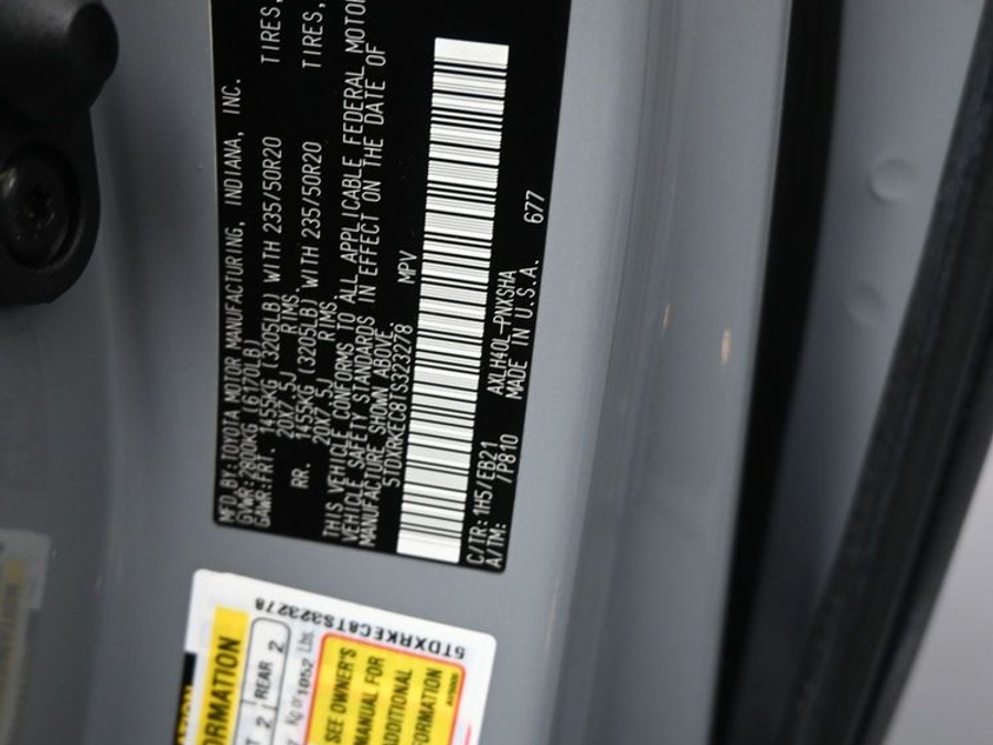 New 2026 Toyota Sienna Hybrid XSE Sport - BraunAbility Side Entry Fold Out Automatic Ramp