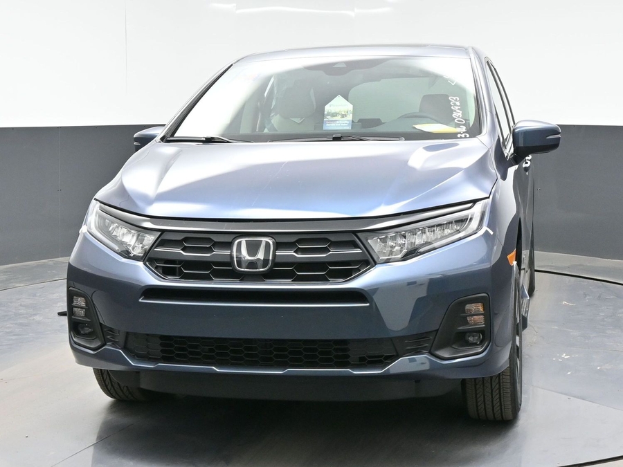 Blue Honda Odyssey image number 21