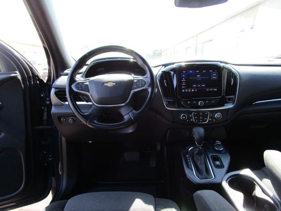 Used 2022 Chevrolet Traverse 1LT - BraunAbility Side Entry Entry In Floor Automatic Ramp