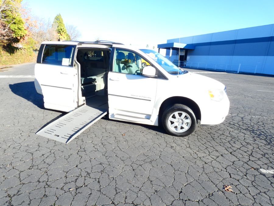 California Wheelchair Vans for Sale [New & Used Accessible Vans