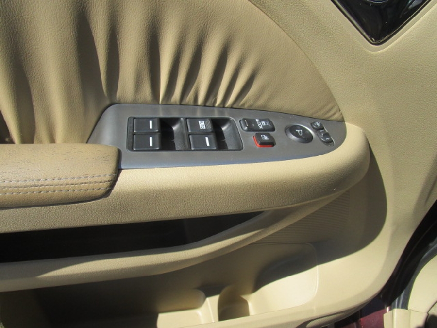 Used 2008 Honda Odyssey EX-L - BraunAbility Side Entry In Floor Automatic Ramp