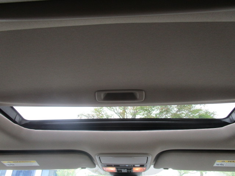 Used 2022 Honda Odyssey Touring - VMI Side Entry Entry In Floor Automatic Ramp