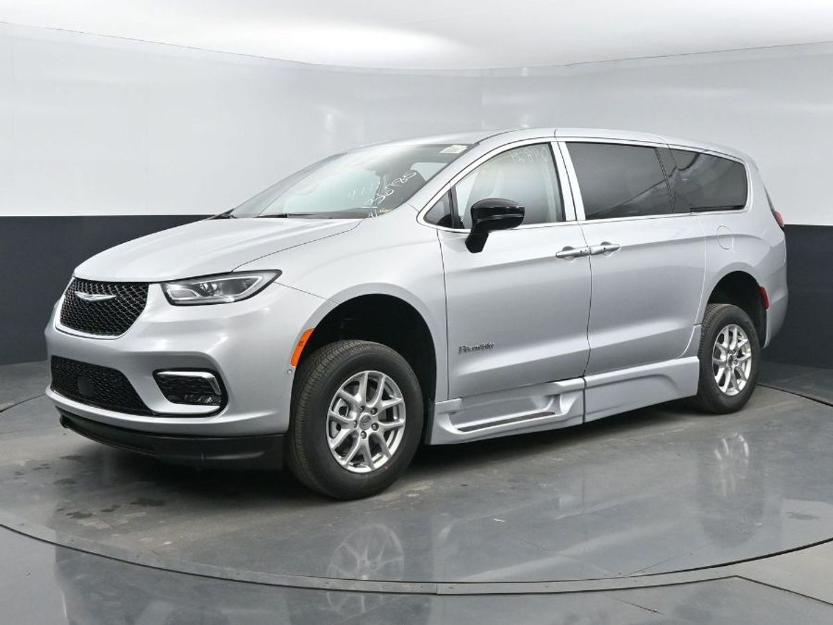 2024 CHRYSLER PACIFICA - Image 20