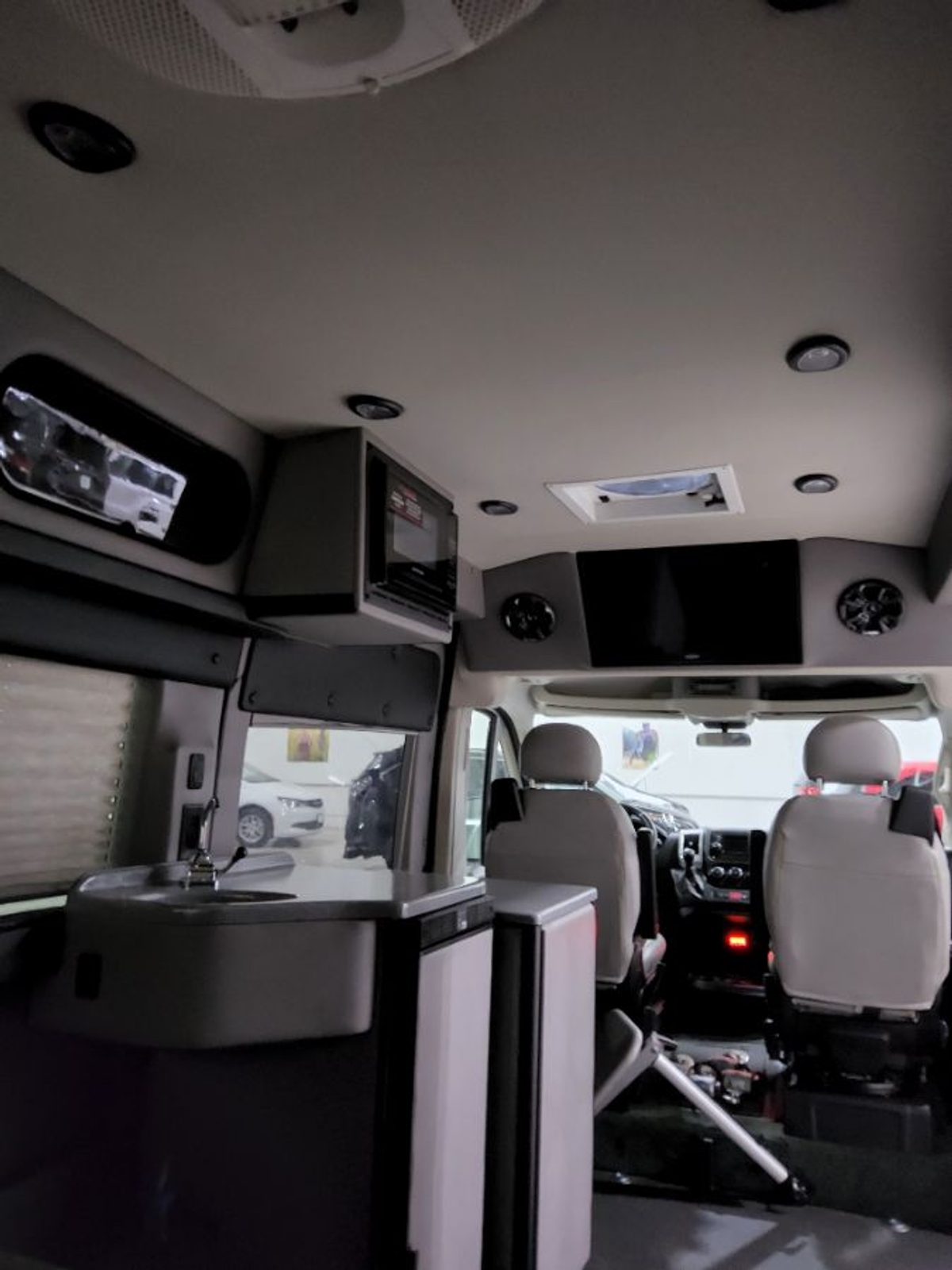 2020 RAM PROMASTER 2500 - Image 10