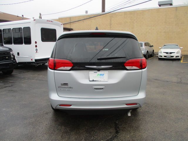 2022 CHRYSLER VOYAGER - Image 5