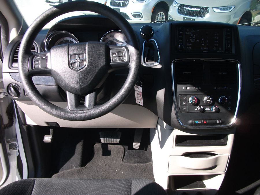 Used 2019 Dodge Grand Caravan SE - International Mobility  Entry  Ramp