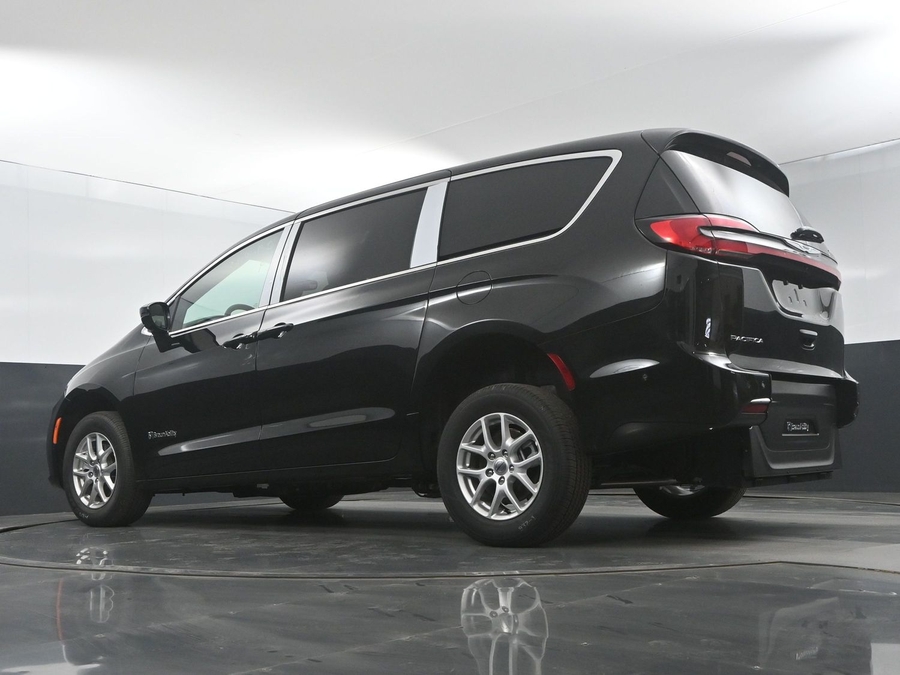 New 2025 Chrysler Pacifica Select Safety - BraunAbility Rear Entry Entry Fold Out Manual Ramp