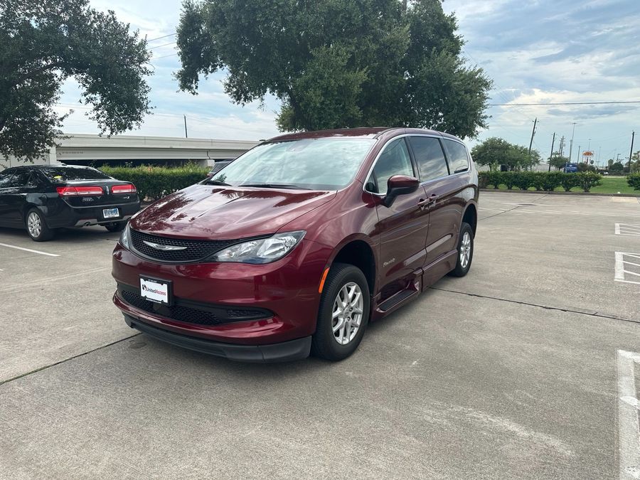 Used 2023 Chrysler Voyager LX Base - BraunAbility Side Entry Entry Fold Out Automatic Ramp