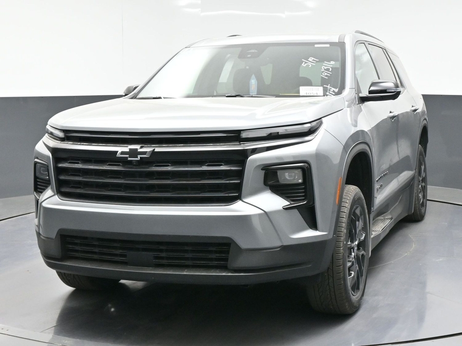 New 2026 Chevrolet Traverse 1LT Midnight - BraunAbility Side Entry Entry In Floor Automatic Ramp