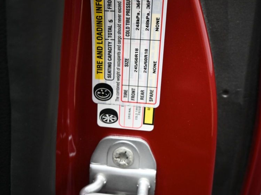 New 2027 Chrysler Pacifica Select Sport - BraunAbility Side Entry Fold Out Automatic Ramp