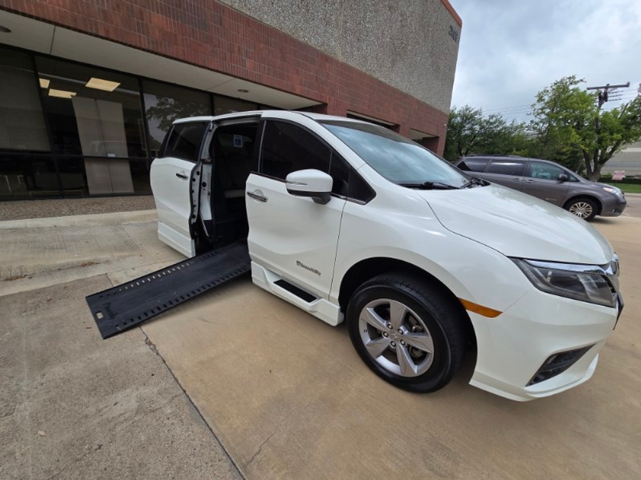 Used 2019 Honda Odyssey EX-L - BraunAbility Side Entry In Floor Automatic Ramp
