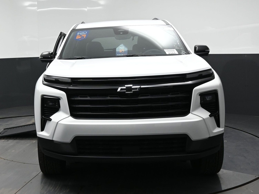 New 2026 Chevrolet Traverse 1LT Midnight - BraunAbility Side Entry In Floor Automatic Ramp
