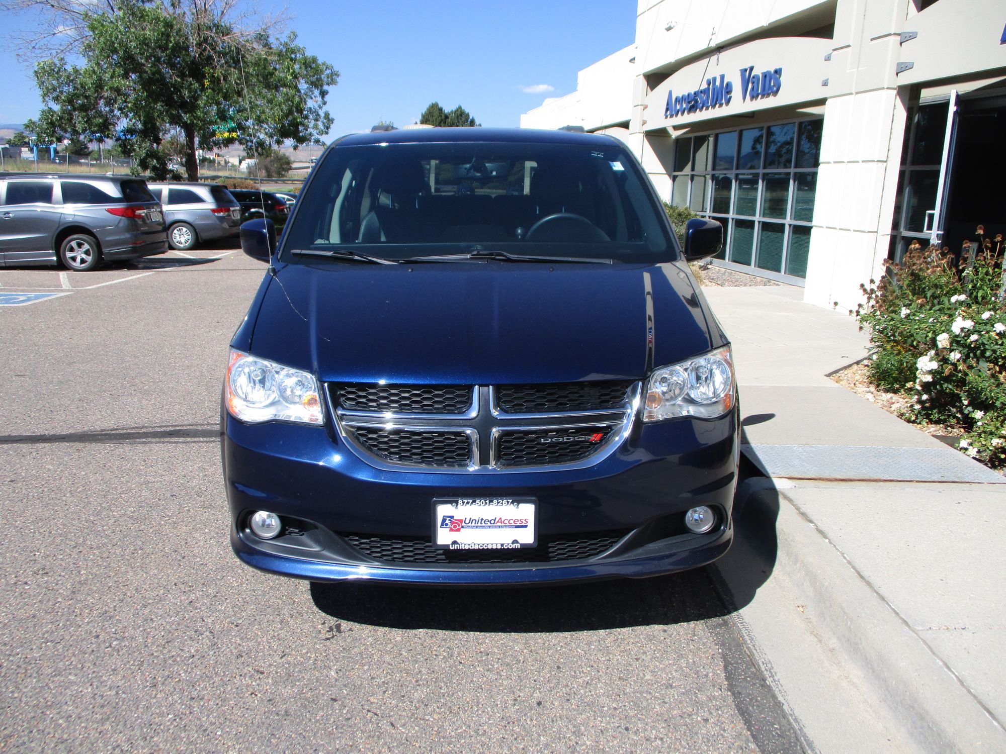 Used 2017 Dodge Grand Caravan SXT - VMI Side Entry Entry In Floor Automatic Ramp