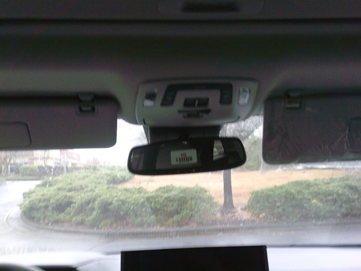 2025 TOYOTA SIENNA - Image 15