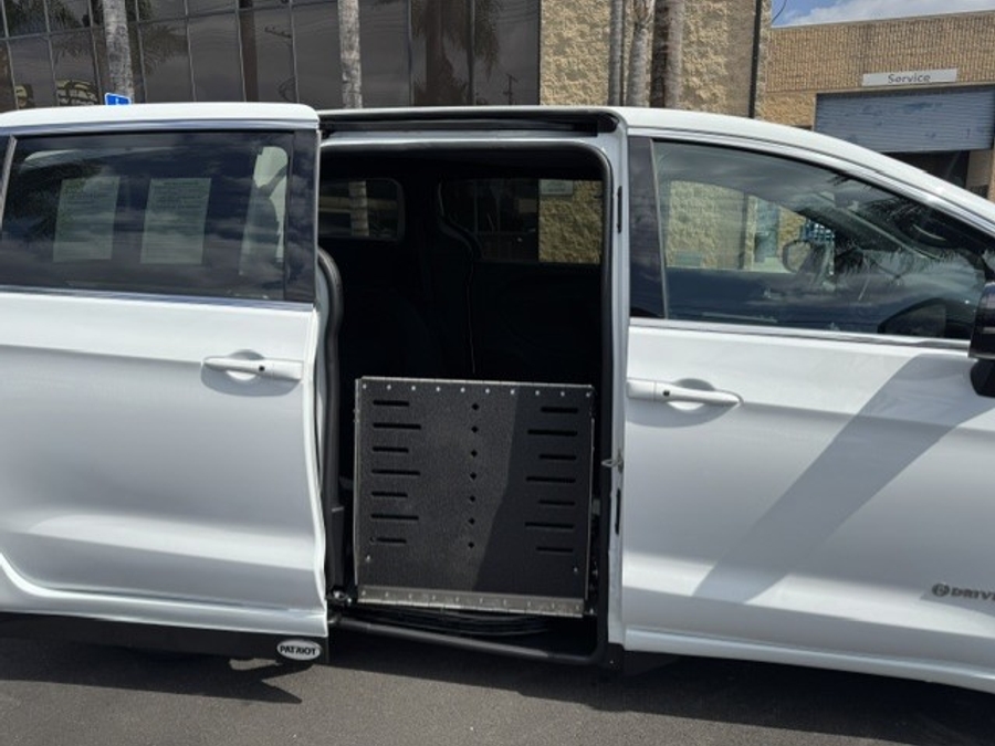 2027 Chrysler Pacifica