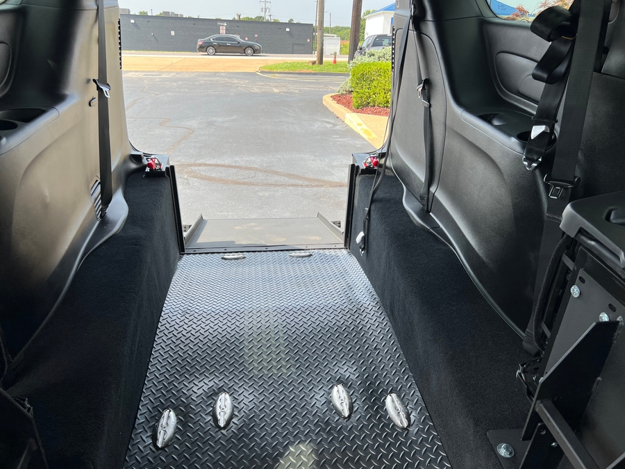Used 2026 Chrysler Pacifica Select - ATS Commercial Rear Entry Fold Out Manual Ramp