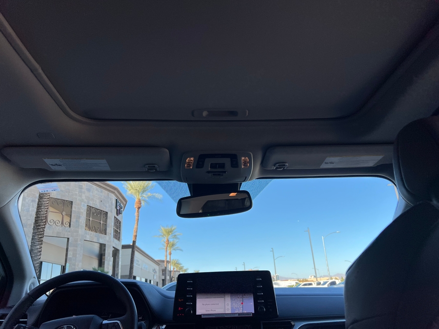 Used 2024 Toyota Sienna Hybrid XLE - BraunAbility Side Entry Entry Fold Out Automatic Ramp