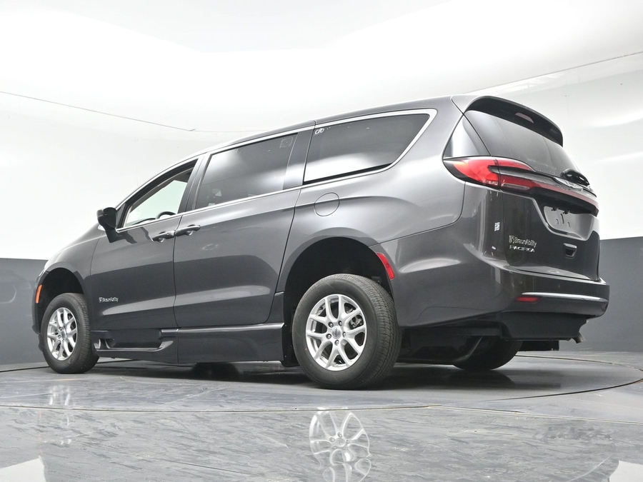 Used 2023 Chrysler Pacifica Touring L - BraunAbility Side Entry Fold Out Automatic Ramp