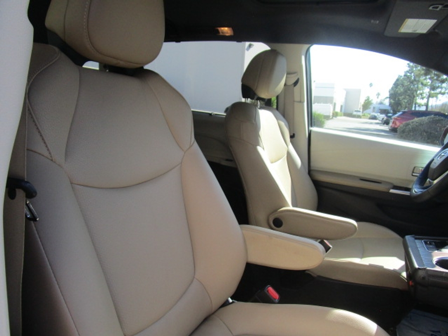 Used 2022 Toyota Sienna Hybrid XLE - VMI Side Entry Entry In Floor Automatic Ramp