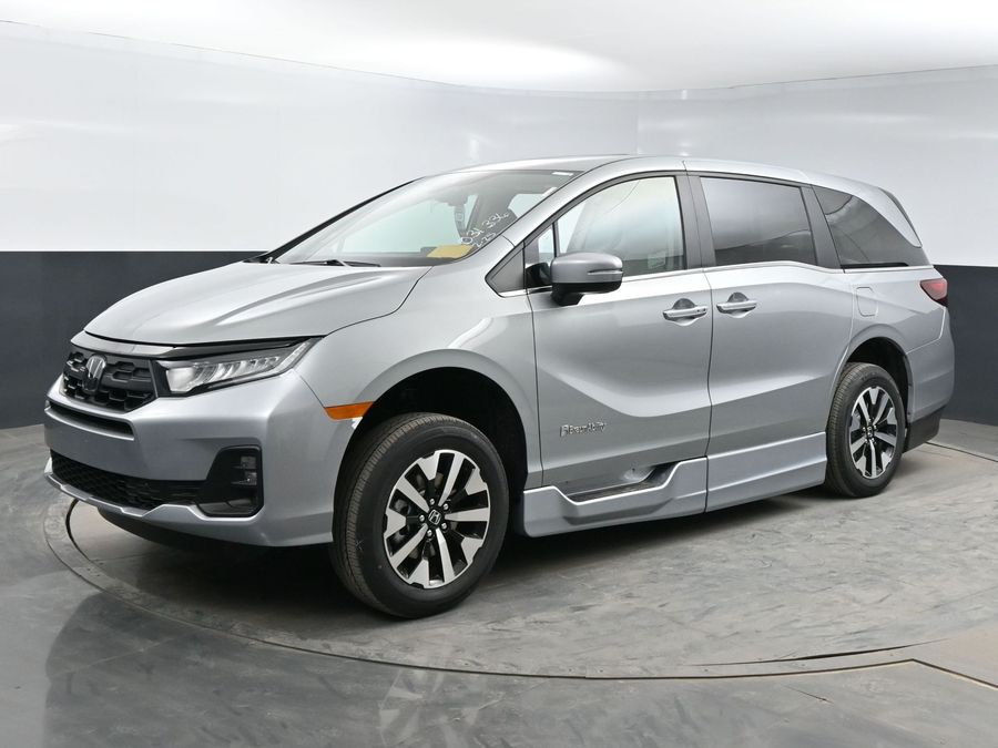 New 2025 Honda Odyssey EX-L - BraunAbility Side Entry Entry In Floor Automatic Ramp