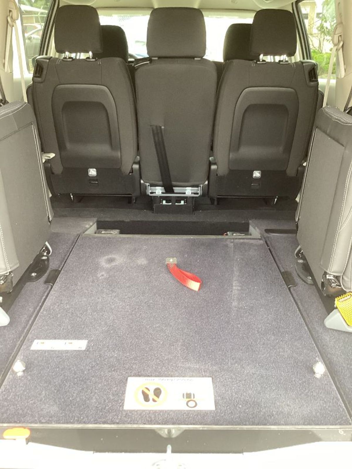 2024 CHRYSLER VOYAGER - Image 12