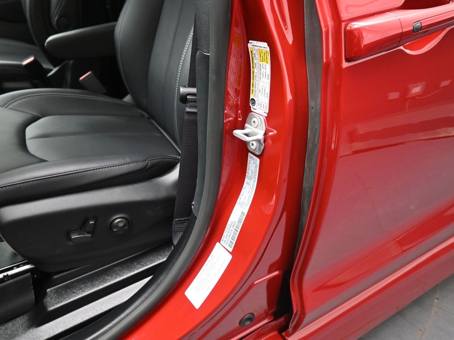 Red Chrysler Pacifica image number 2