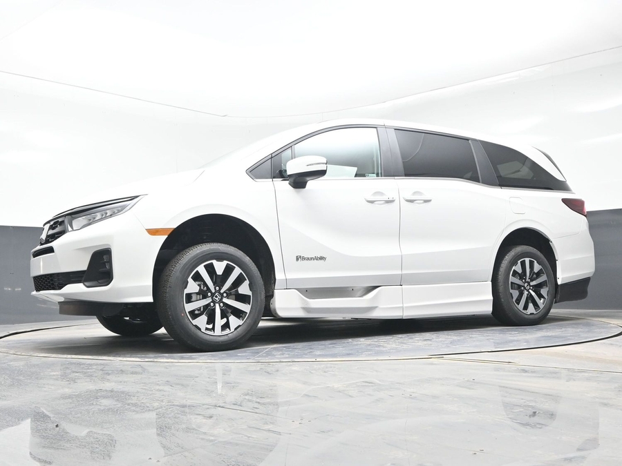 New 2026 Honda Odyssey EX-L - BraunAbility Side Entry Entry In Floor Automatic Ramp