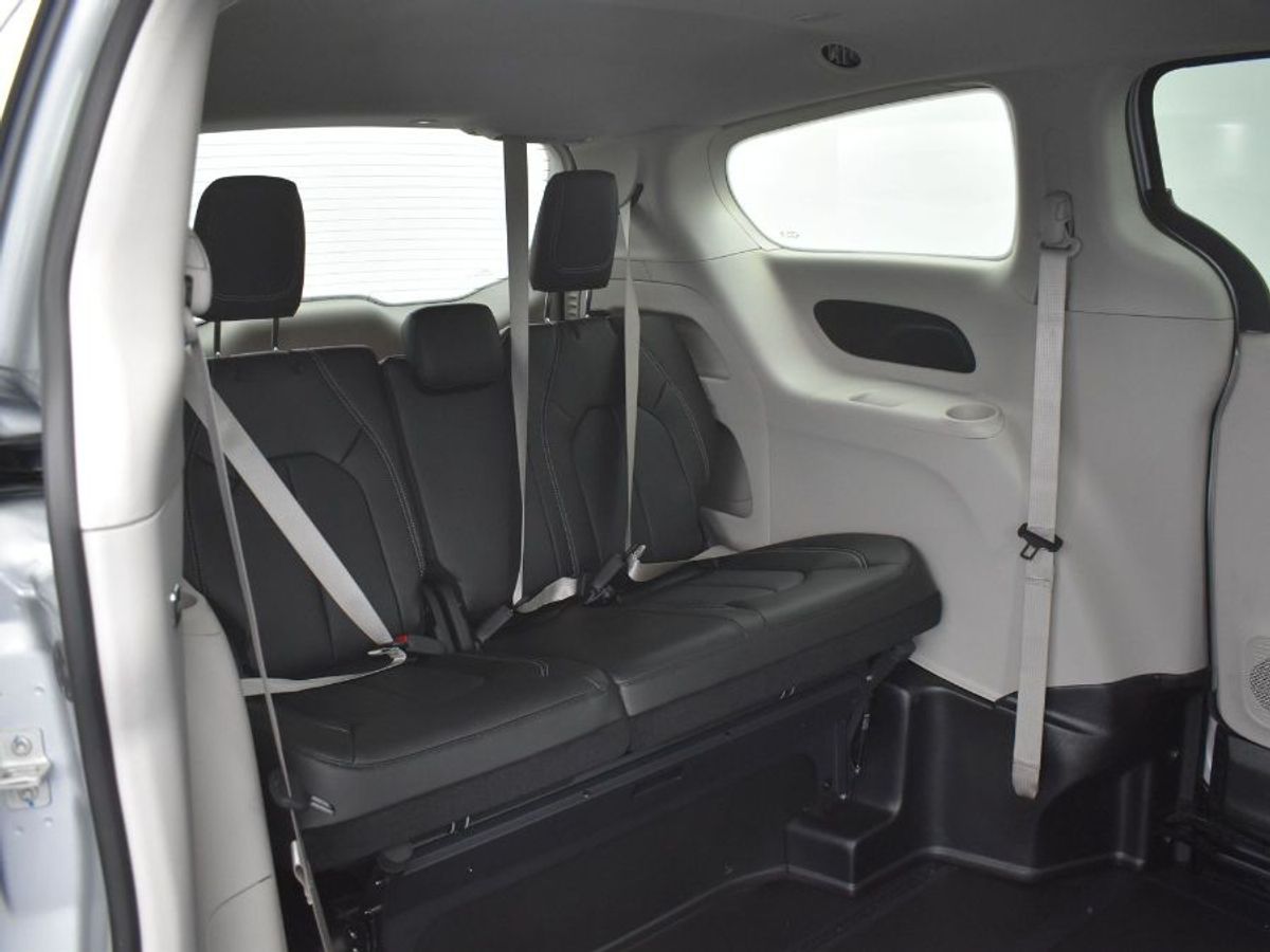 2024 CHRYSLER PACIFICA - Image 3