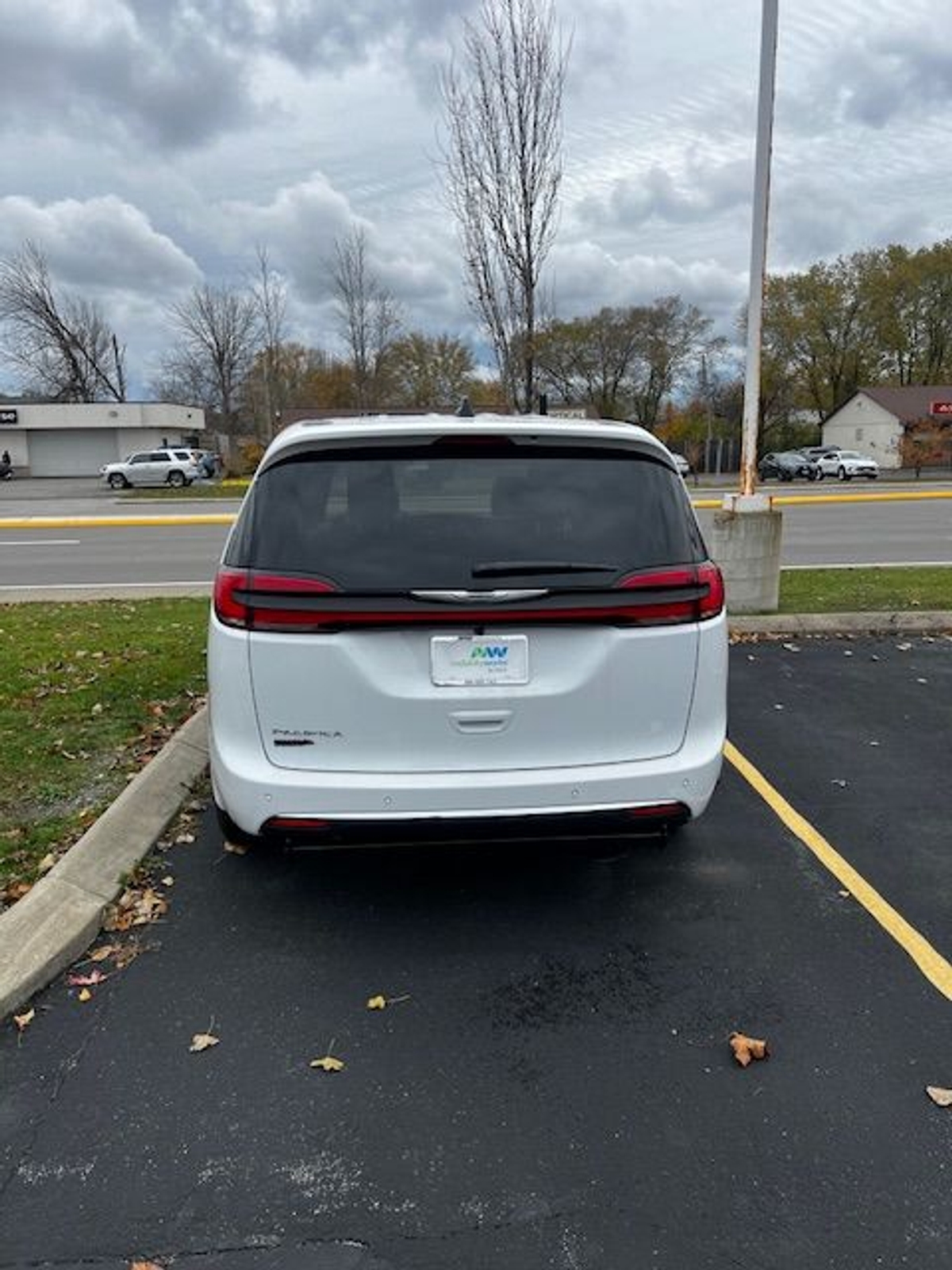 2026 CHRYSLER PACIFICA - Image 4