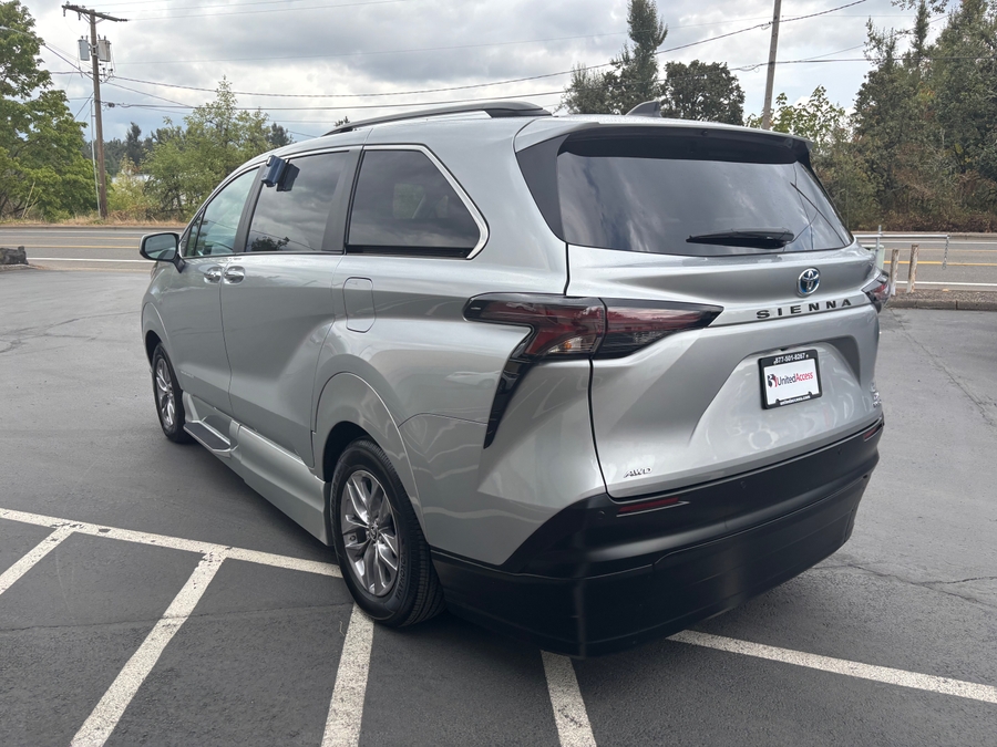 Used 2024 Toyota Sienna Hybrid XLE AWD - VMI Side Entry Entry In Floor Automatic Ramp