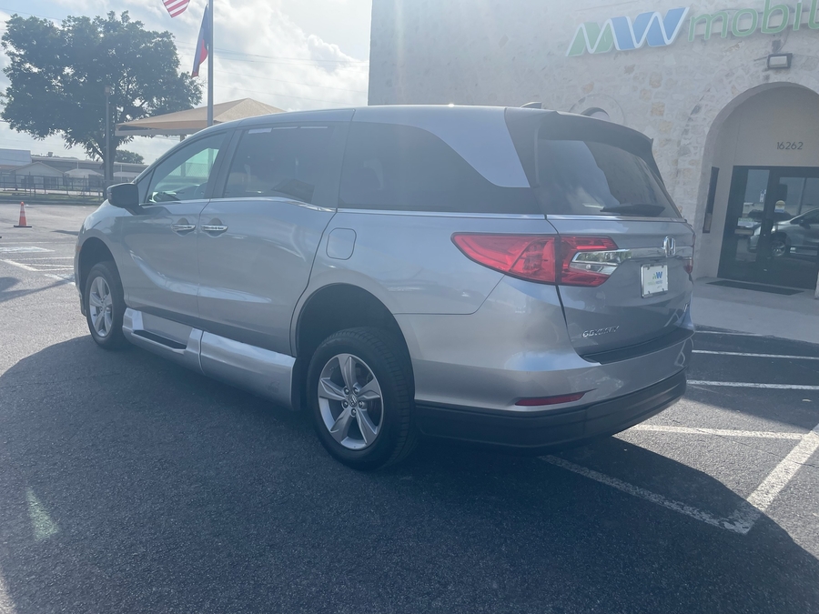 2020 Honda Odyssey EX-L - Photo 8