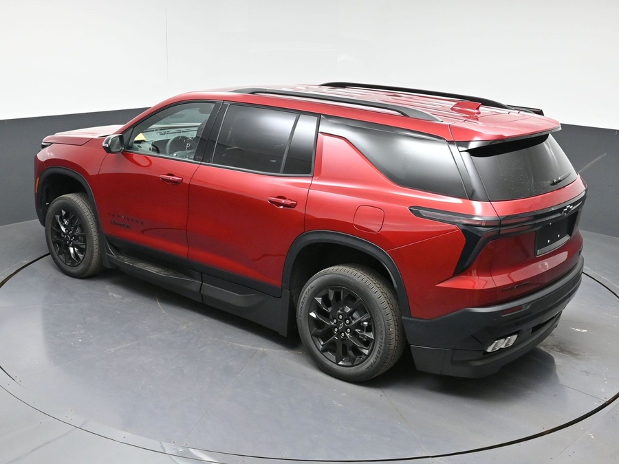 New 2026 Chevrolet Traverse 1LT Midnight - BraunAbility Side Entry In Floor Automatic Ramp