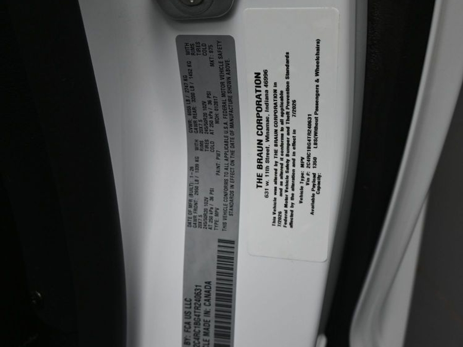 New 2026 Chrysler Pacifica Select Sport - BraunAbility Side Entry Fold Out Automatic Ramp