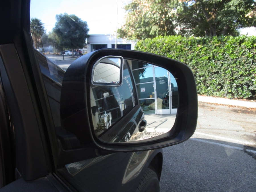 Used 2012 Dodge Grand Caravan RT - BraunAbility Side Entry Entry Fold Out Automatic Ramp