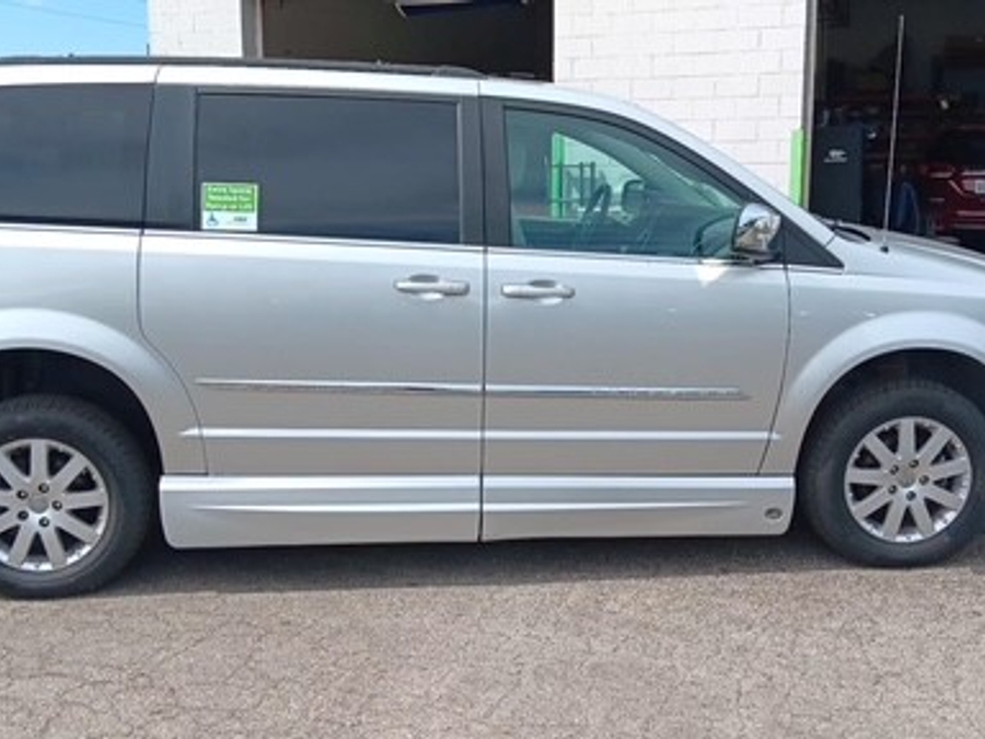 Silver Chrysler Town and Country image number 2
