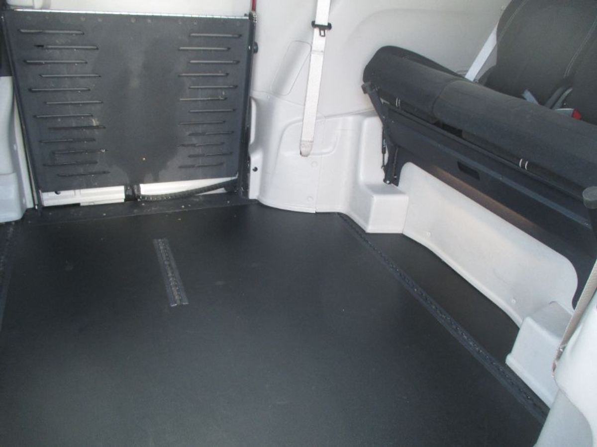 2022 CHRYSLER VOYAGER - Image 10