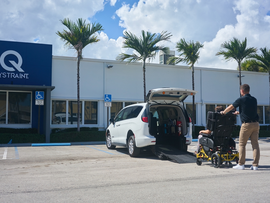 New 2025 Chrysler Voyager LX - BraunAbility Commercial Rear Entry Entry Fold Out Manual Ramp