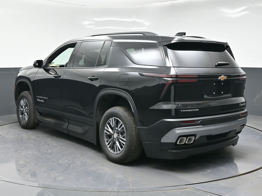 New 2026 Chevrolet Traverse 1LT - BraunAbility Side Entry In Floor Automatic Ramp