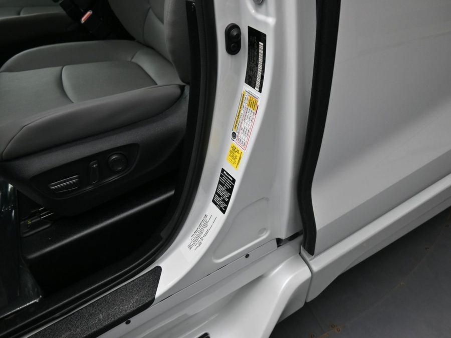 New 2026 Toyota Sienna Hybrid XLE Add - BraunAbility Side Entry Entry In Floor Automatic Ramp