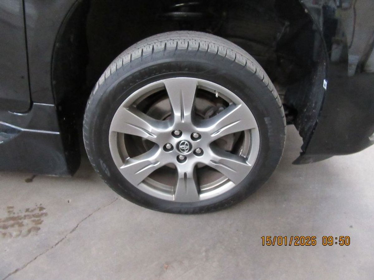 2019 TOYOTA SIENNA - Image 19