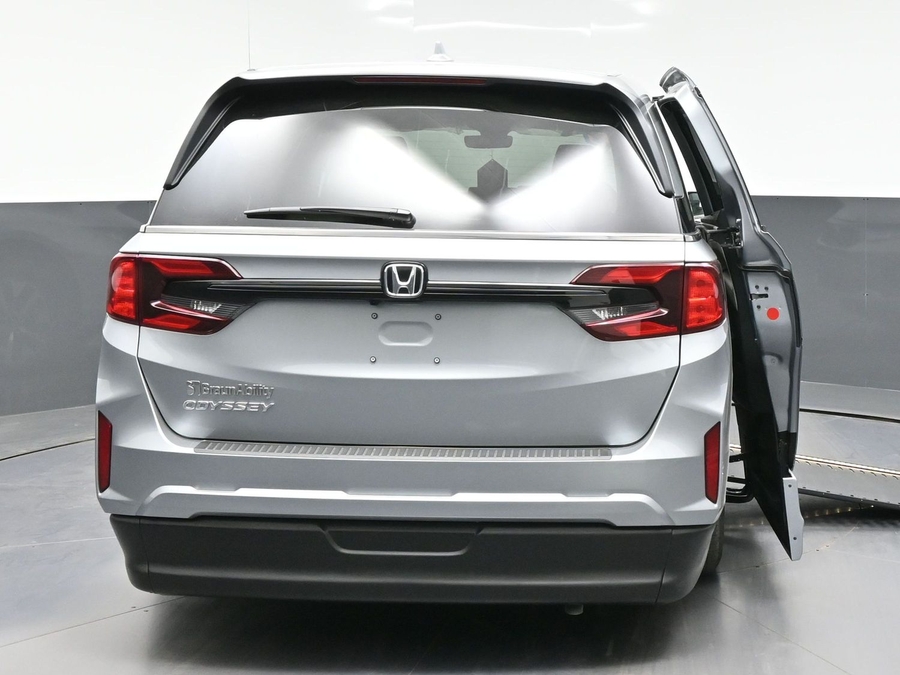 New 2026 Honda Odyssey EX-L - BraunAbility Side Entry Entry In Floor Automatic Ramp