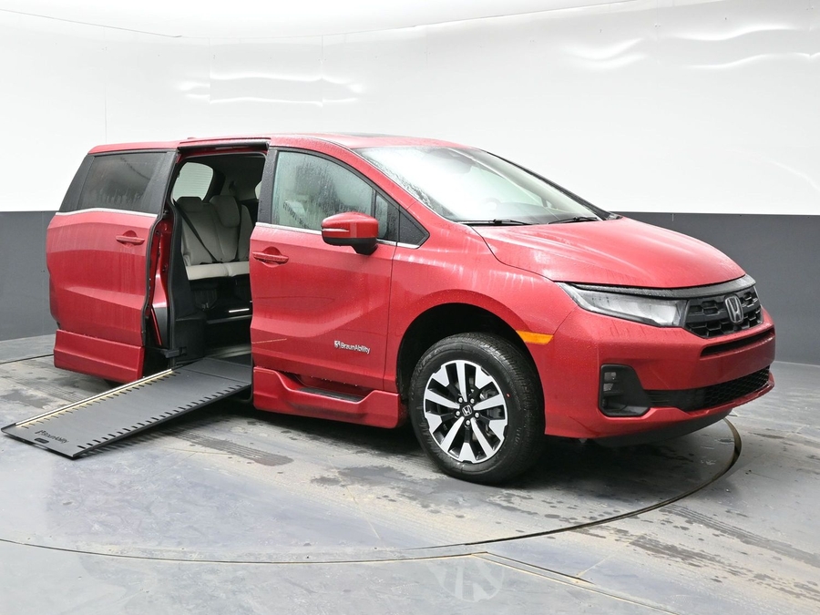 Red Honda Odyssey with Side Entry Automatic In Floor ramp