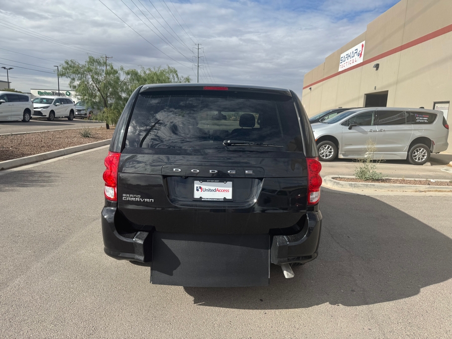 Used 2019 Dodge Grand Caravan SE - OTH Rear Entry Entry Fold Out Manual Ramp