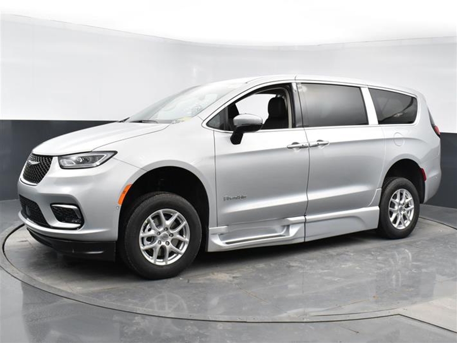 Used 2024 Chrysler Voyager LX - BraunAbility Side Entry Entry In Floor Automatic Ramp